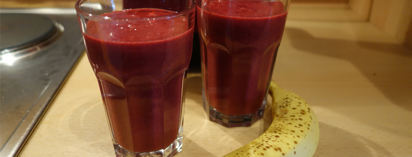 Bananen-Kirsch-Smoothie - Julia Kirschner